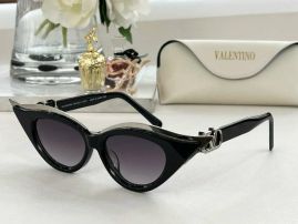 Picture of Valentino Sunglasses _SKUfw55708279fw